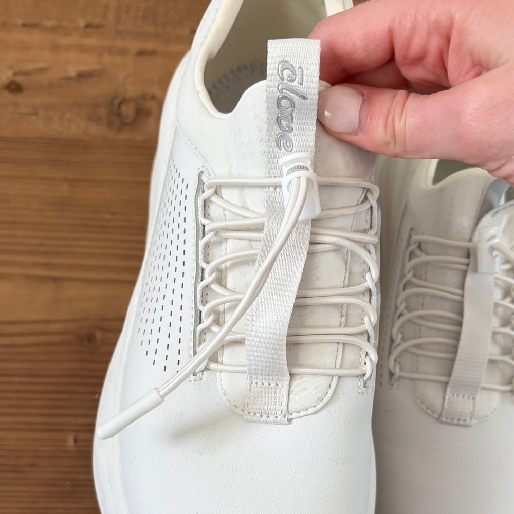 Clove White Women’s Classic Sneakers in Brilliant White - Picture 4 of 11